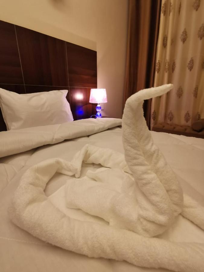 Nice View Hotel فندق الأطلالة الجميلة للعائلات فقط Aqaba Exterior photo