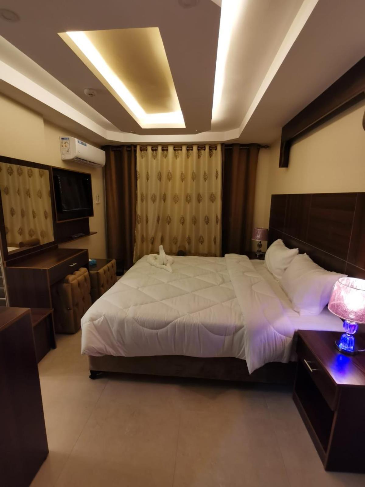 Nice View Hotel فندق الأطلالة الجميلة للعائلات فقط Aqaba Exterior photo